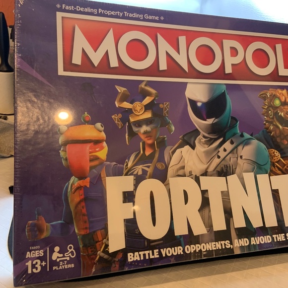 Monopoly Fortnite Edition Hasbro Gaming Board Game 13+ SEALED - Picture 3 of 12
